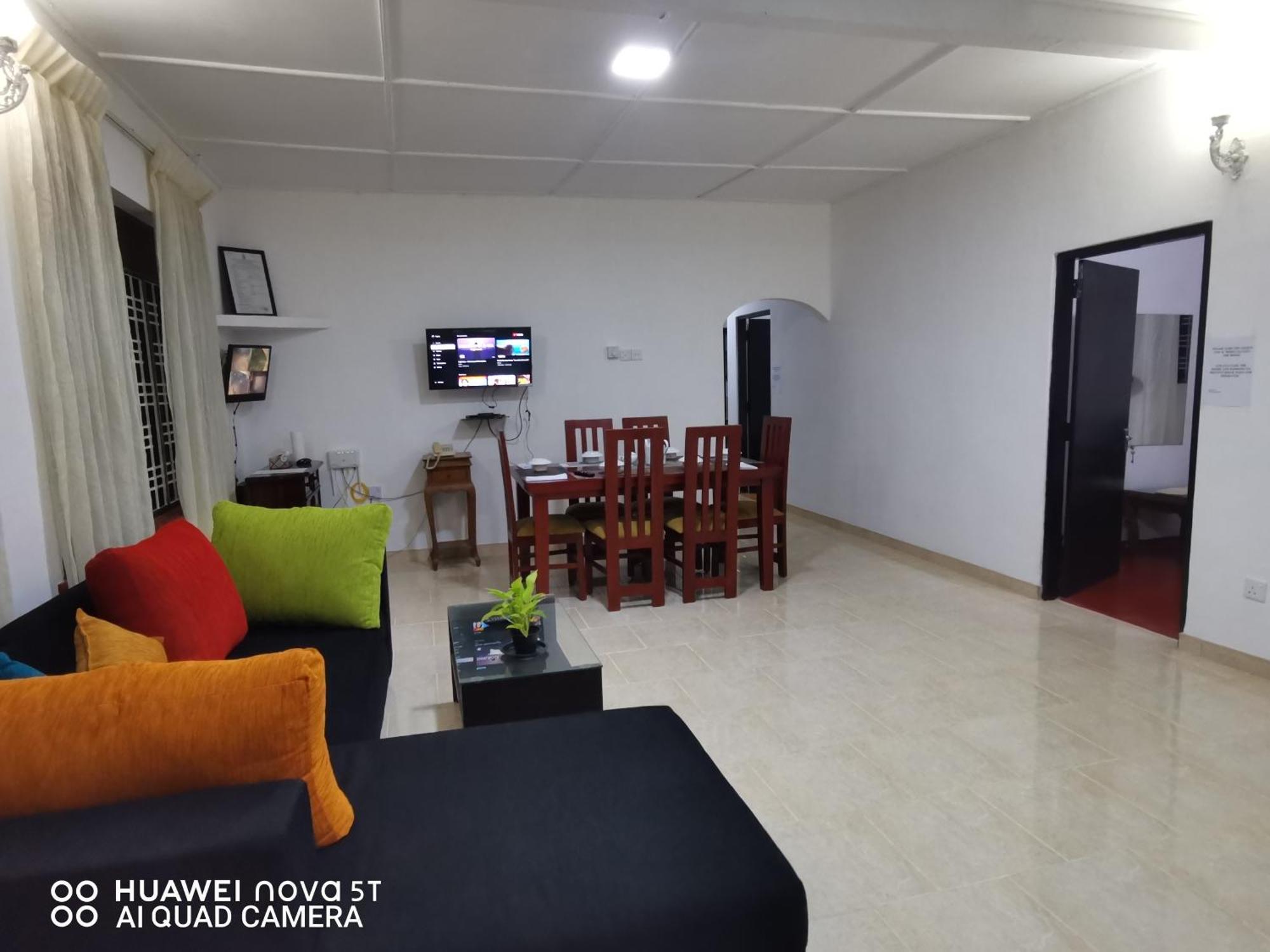 Bee Cottage Negombo Exterior foto